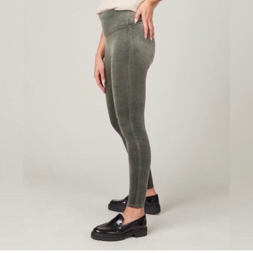 SPANX Dark Palm Green Velvet Leggings Size Small